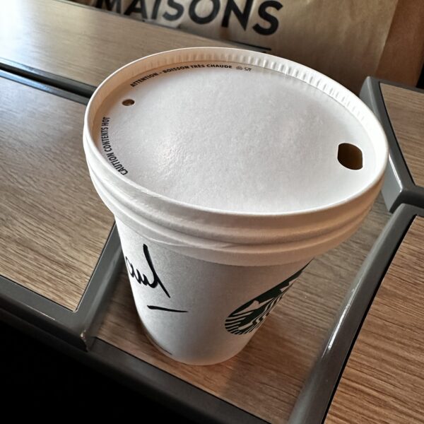 Starbucks paper lid